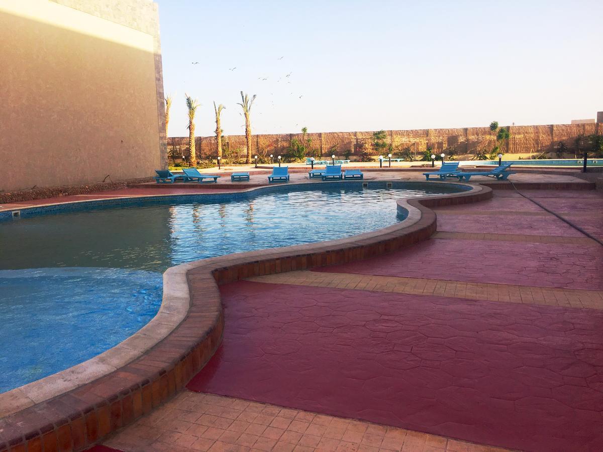 Cecelia Resort Хургада Екстериор снимка
