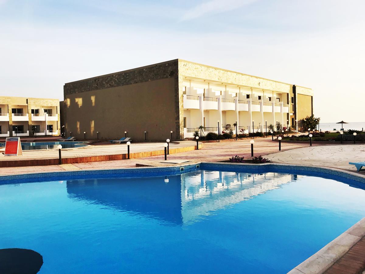 Cecelia Resort Хургада Екстериор снимка